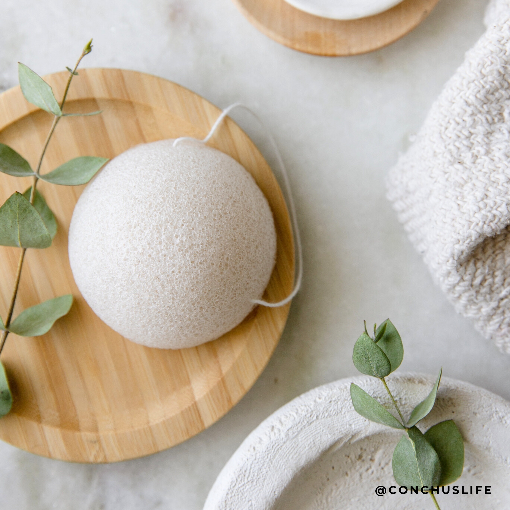 Konjac Facial Sponge: White